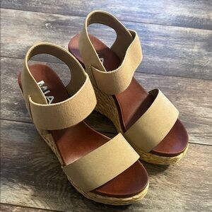 Adorable MIA strappy wedged